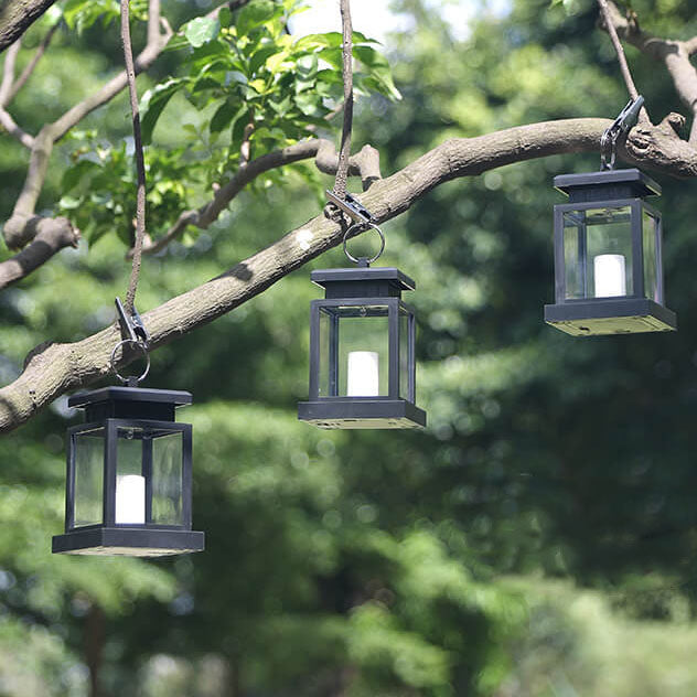 Zonne-energie Hangende Lantaarn met LED Kaars en Glazen Panelen