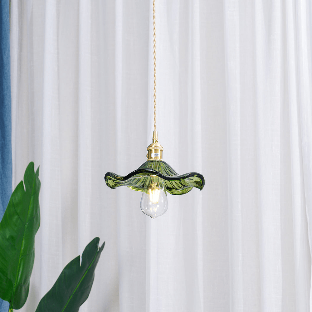 Hibiscus lamp met harmonie van bloemen en licht