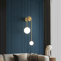 Opal Glass Ball Wandverlichting Ontwerper 2 Koppen Gouden Afwerking Wandlamp voor Woonkamer