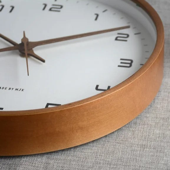 Minimalistische Wandklok met Houten Frame – Stijlvol, Tijdloos en Duidelijk