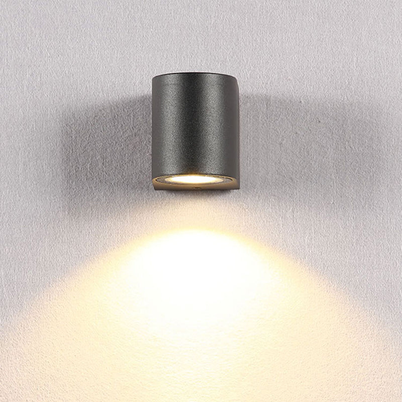 Tavon Minimalistische Metalen Vierkante Buitenwandlamp, Zwart