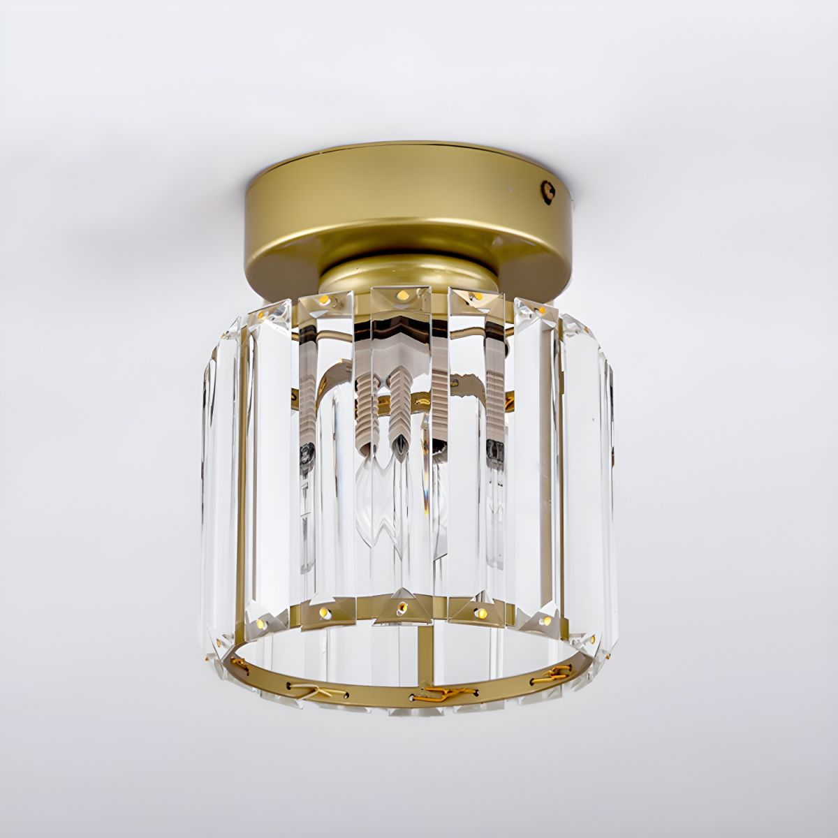 Skanto | Kristallen Glas Hanglamp – Messing en Compact Ontwerp