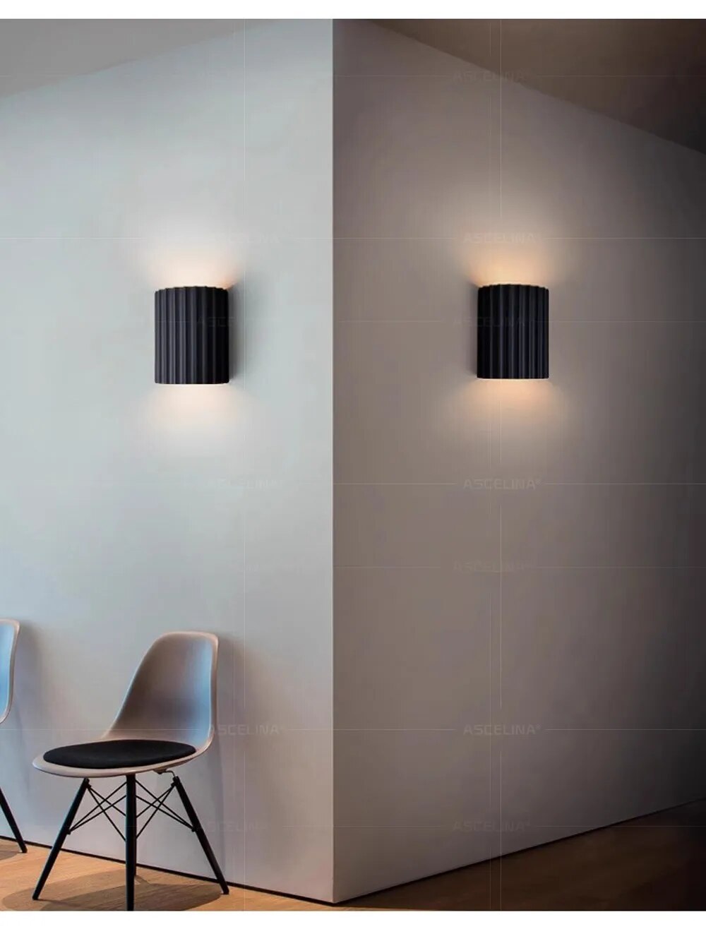 Skanto - Moderne wandlamp in lakritz hout