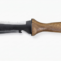 Survivalmes Van TrailForge Pro Grip Met Ergonomisch Handvat En Robuust Lemmet