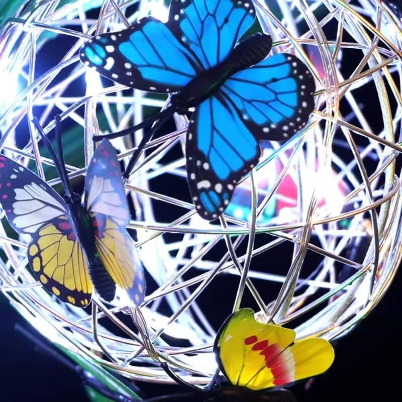 EtherealGlow | Betoverende vlinders met milieuvriendelijke zonnegloed