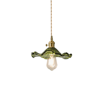 Hibiscus lamp met harmonie van bloemen en licht