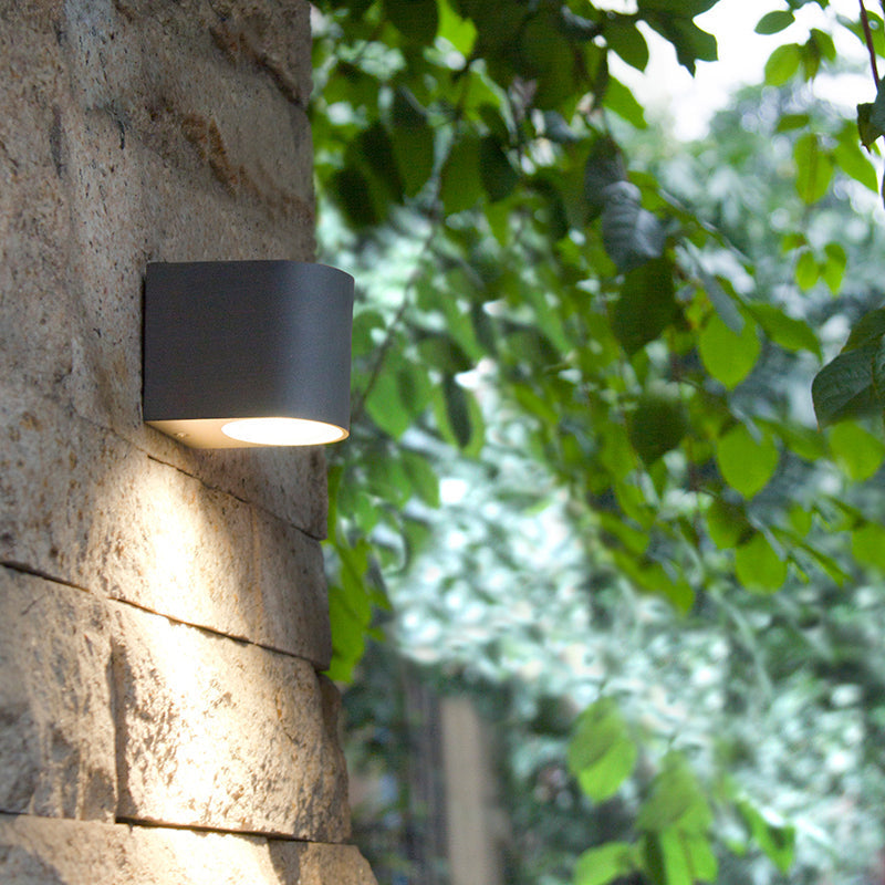 Tavon Minimalistische Metalen Vierkante Buitenwandlamp, Zwart