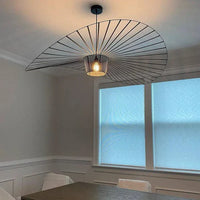 Moderne hanglamp – sculpturale spiraalvorm