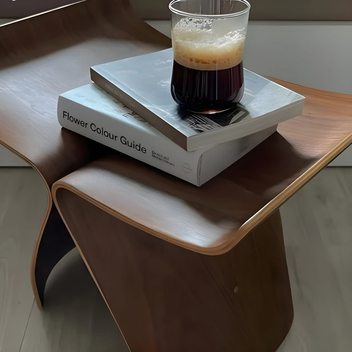 Handgemaakte Houten Bank – Rustieke Zitplek van Massief Hout
