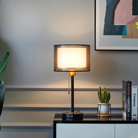Vintage Tafellamp met Dubbele Stoffen Kap voor Warme Sfeerverlichting LED