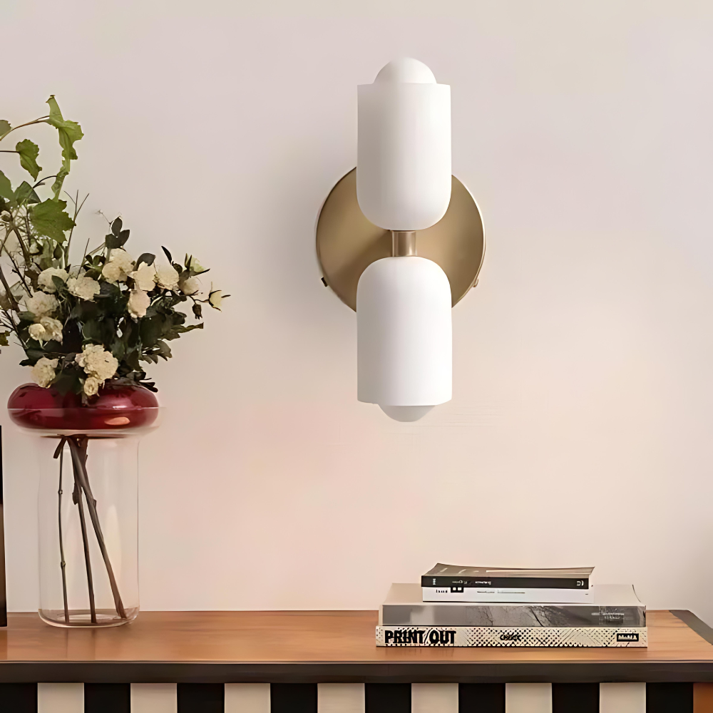 Elegant Crème Acryl Metaal Basis Minimalistische Wandlamp