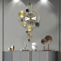 Vornix Grote Metalen Wandklok