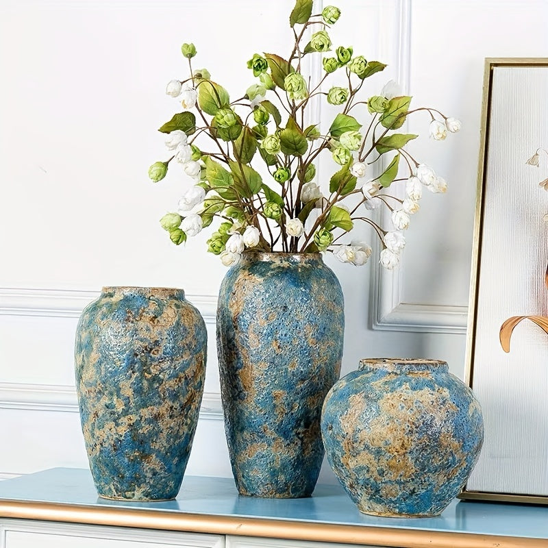 Unieke Vintage Keramische Vaasje – Handgemaakt Blauwe Aardewerk voor een Authentieke Uiterlijk
