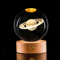 LED 3D Lamp in Kristal – Decoratieve Bol met Houten Basis