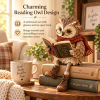 Decoratieve uilfiguur met bril, boek en sjaal. Gezellig cadeau voor boekenliefhebbers