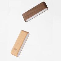 Massief houten bureau lamp met magnetische oplading
