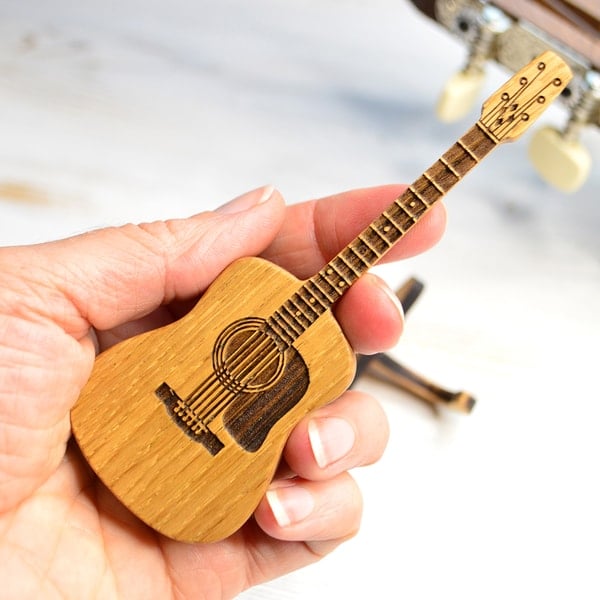 50% Korting | GuitarHolder™ | Gitaarplektrenhouder +3 Gratis Plektren
