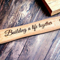 HammerTape | Deze gepersonaliseerde meetlint en hamerset is een eerbetoon aan het harde werk van een vader