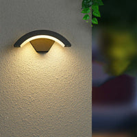 Elvon Nordic Arc Waterdichte LED Buiten Wandlamp, Zwart