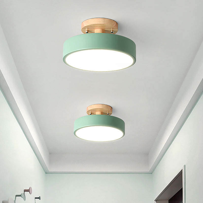 IJzeren Drum Flushmount Nordic Wit/Groen/Grijs Afwerking LED Semi Close to Ceiling Licht met Houten Plafond voor Gang