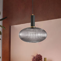 Zwarte/Gouden Cilinder/Ovaal/Capsule Hanglamp Modernistisch 1 Licht Grijs/Groen/Amber Geribbeld Glas Plafondlamp voor Keuken