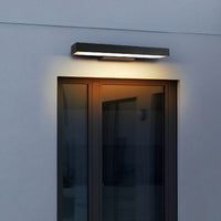Moderne LED Wandlamp met Bewegingssensor en Zwarte Behuizing