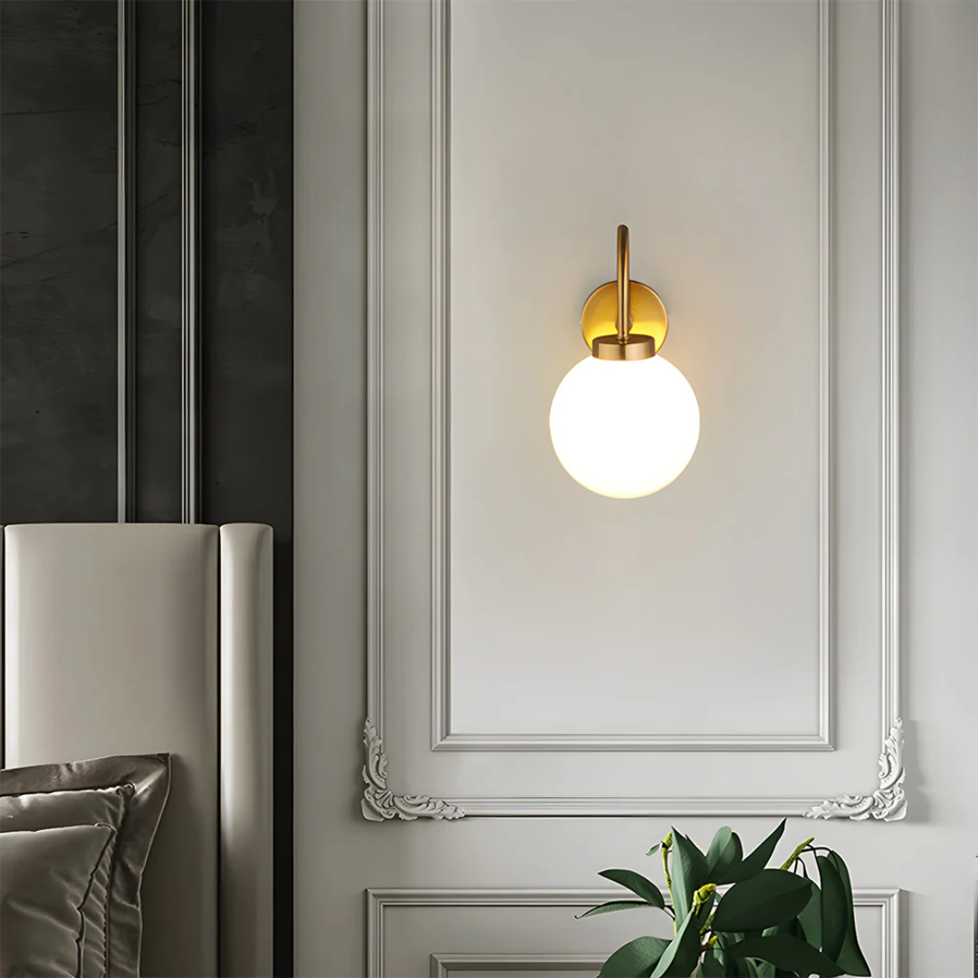 Licinia - Wandlamp met Glazen Bol
