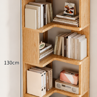 ARDENVELL – Hoekkast van bewerkt dennenhout in Scandinavische stijl voor ruimtebesparende elegantie en functionaliteit