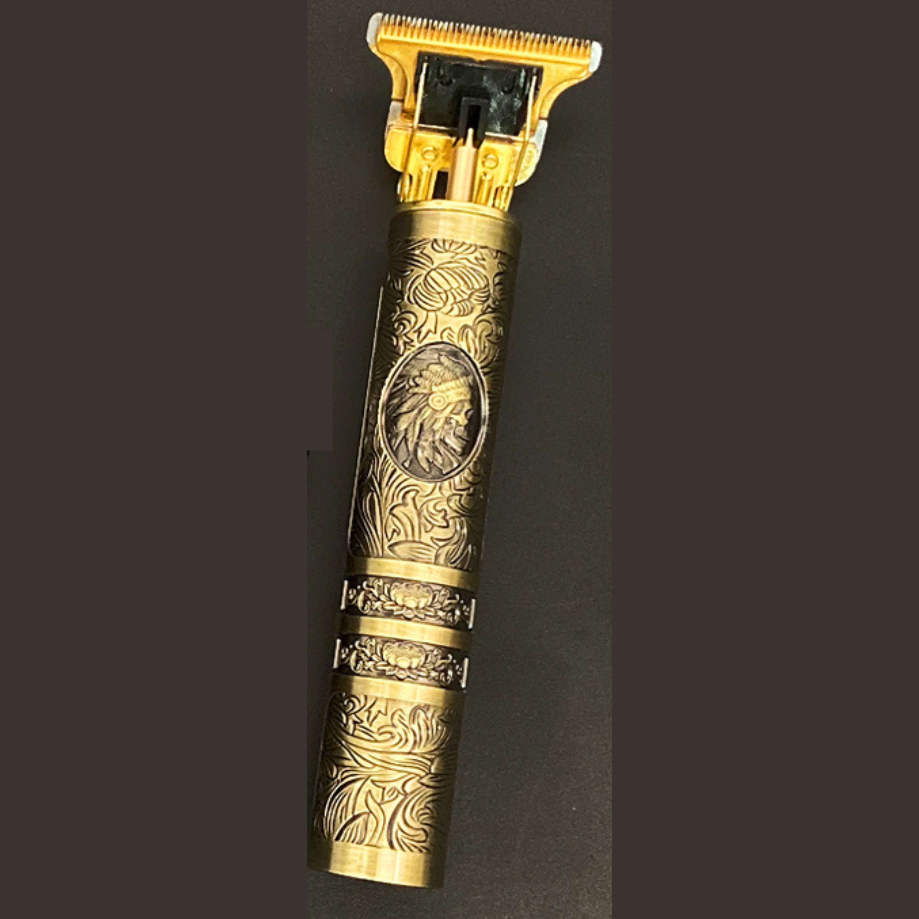 Lunero Skull Vintage Trimmer | De Barber Trend van dit jaar! - Oplaadbaar incl. Opzetstukken