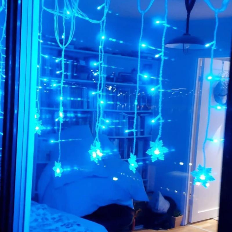 Skanto | LED-Gordijn Lichtketting met Sneeuwvlokken | Binnen & Buiten