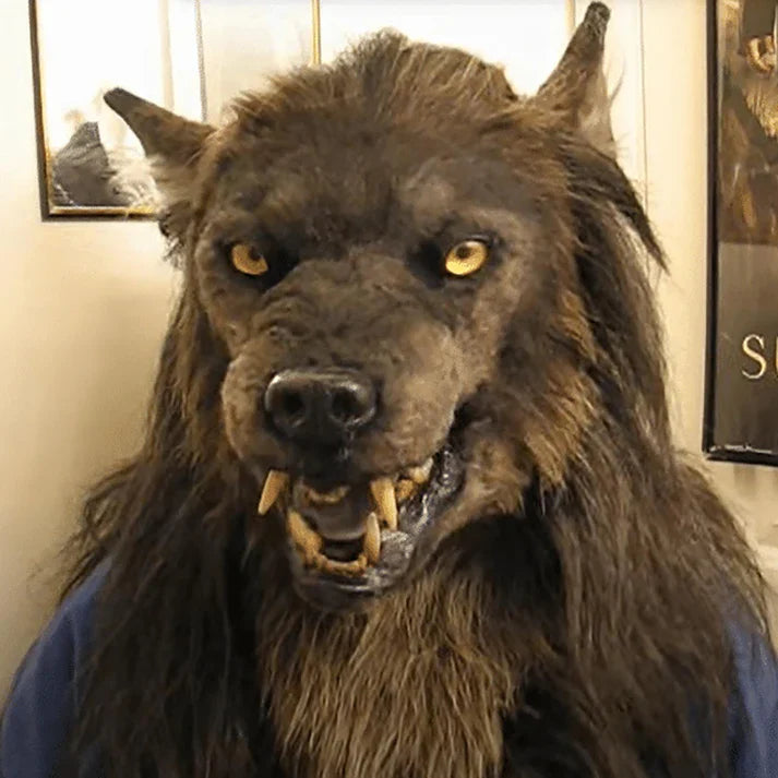 WolfMask | Ontketen je innerlijke weerwolf en laat je gloeiende ogen de nacht verlichten