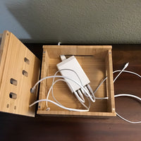 Tekavo ChargeDock Oplaadstation van Bamboe | 5-Poorts USB & Organizer | Voor Smartphone, Tablet & Smartwatch | Inclusief Kabelset