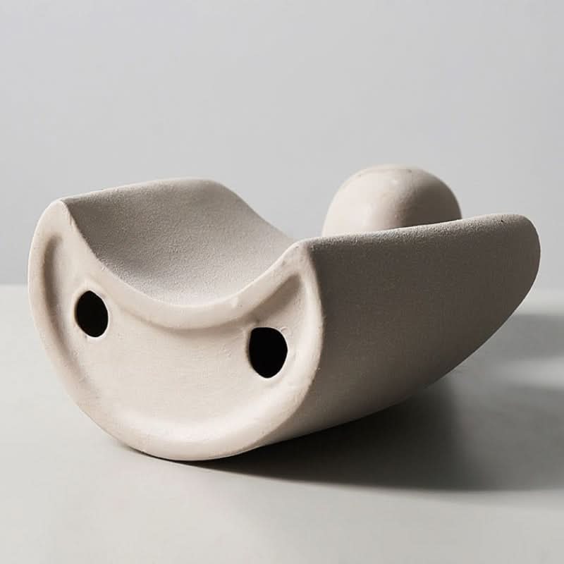 Moderne sculptuur die verbinding en tederheid symboliseert