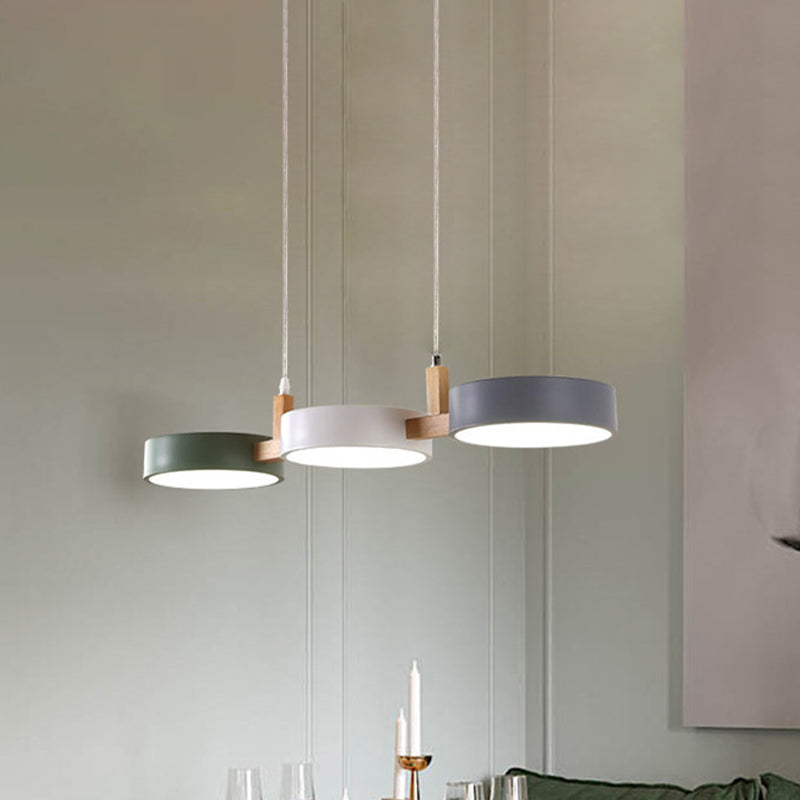 Metaal Cilinder Multi Licht Hanglamp Nordic 3 Hoofd Wit-Grijs-Groen Plafondlamp met Houten Arm