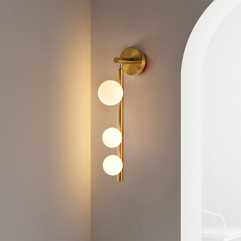 Verticale Lineaire Wandmontage Verlichting Post-Modern Metaal 3-Kops Gouden Afwerking Wandlamp voor Hoek