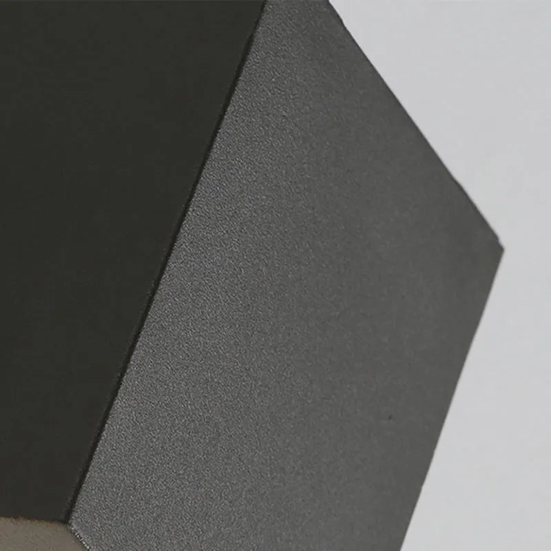 Tavon Minimalistische Metalen Vierkante Buitenwandlamp, Zwart