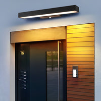 Moderne LED Wandlamp met Bewegingssensor en Zwarte Behuizing