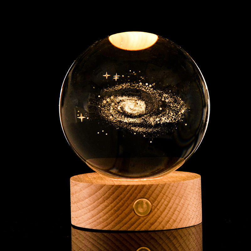 LED 3D Lamp in Kristal – Decoratieve Bol met Houten Basis