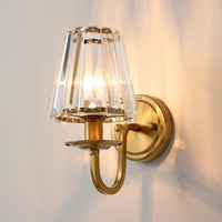 Moderne Kegel Wandlamp 1 Kop K9 Kristallen Wandlamp in Goud met Gebogen Arm