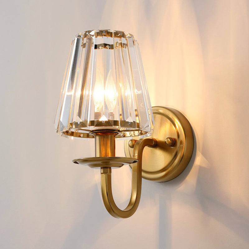 Moderne Kegel Wandlamp 1 Kop K9 Kristallen Wandlamp in Goud met Gebogen Arm