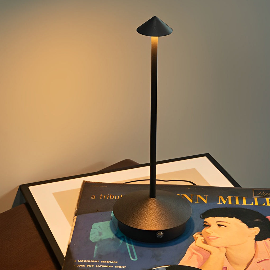 Pina Pro - Stijlvolle Dimbare USB Tafellamp