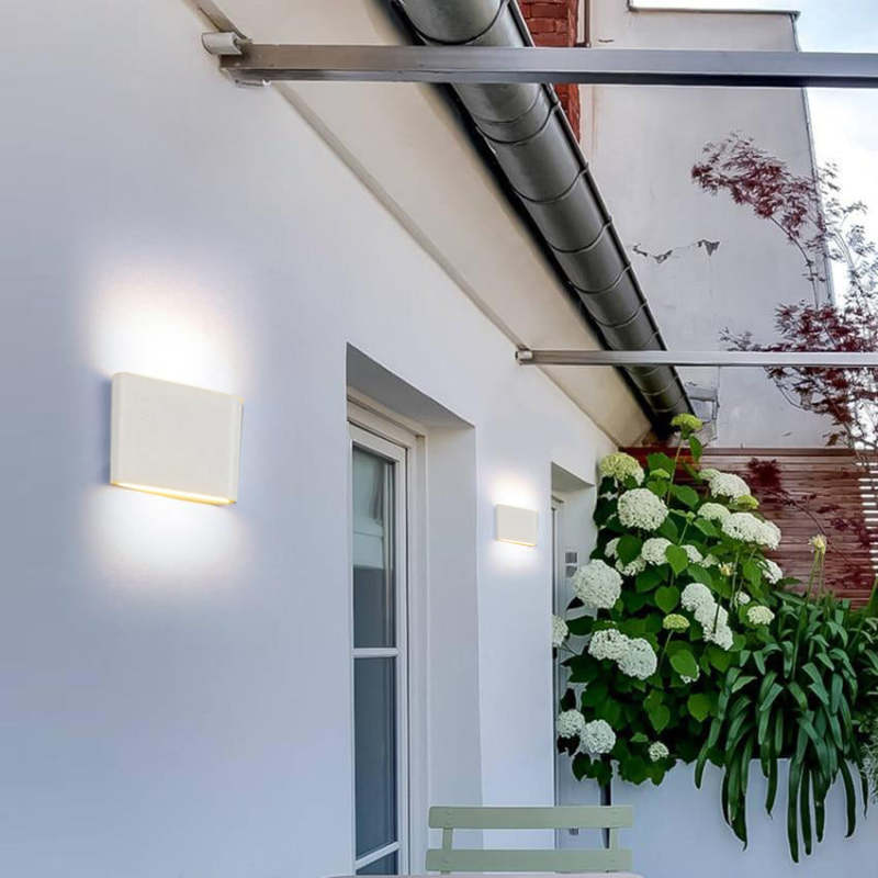 Bastro Moderne Rechthoekige Waterdichte Buitenwandlamp, Zwart/Wit