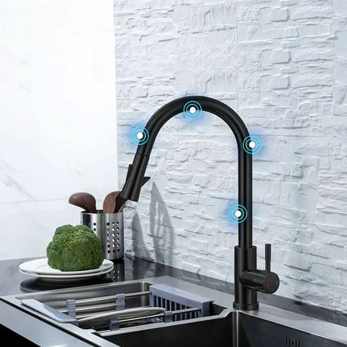 SILQUA – Slimme Sensor Keukenkranen met Uittrekbare Uitloop