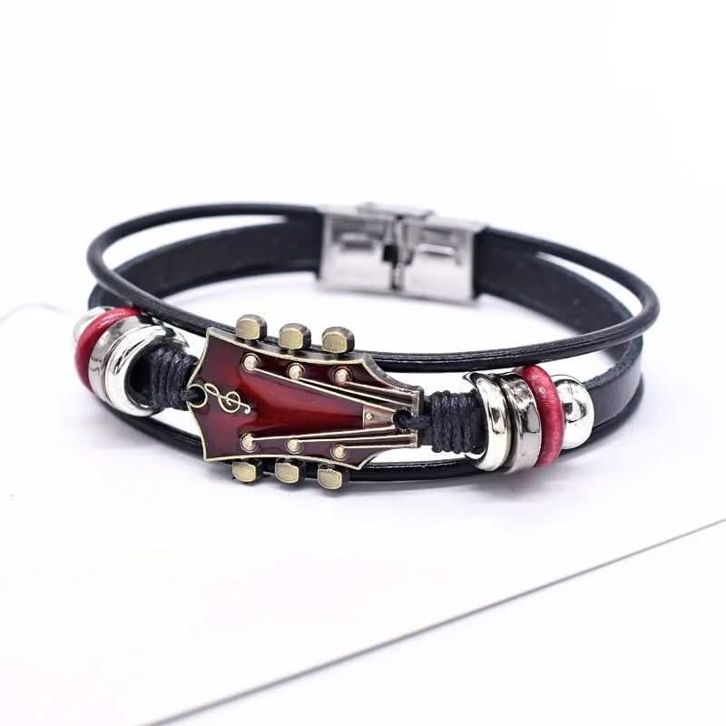 MUSIKSTRUM – Leren armband met gitaar-geïnspireerd design
