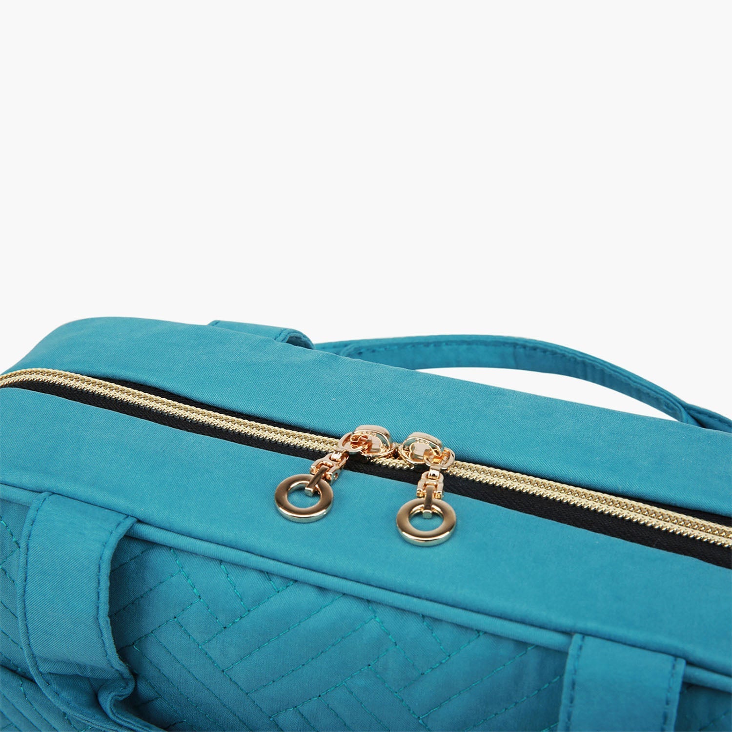 PrestiPack | Intelligent ontwerp scheidt en beveiligt je essentials