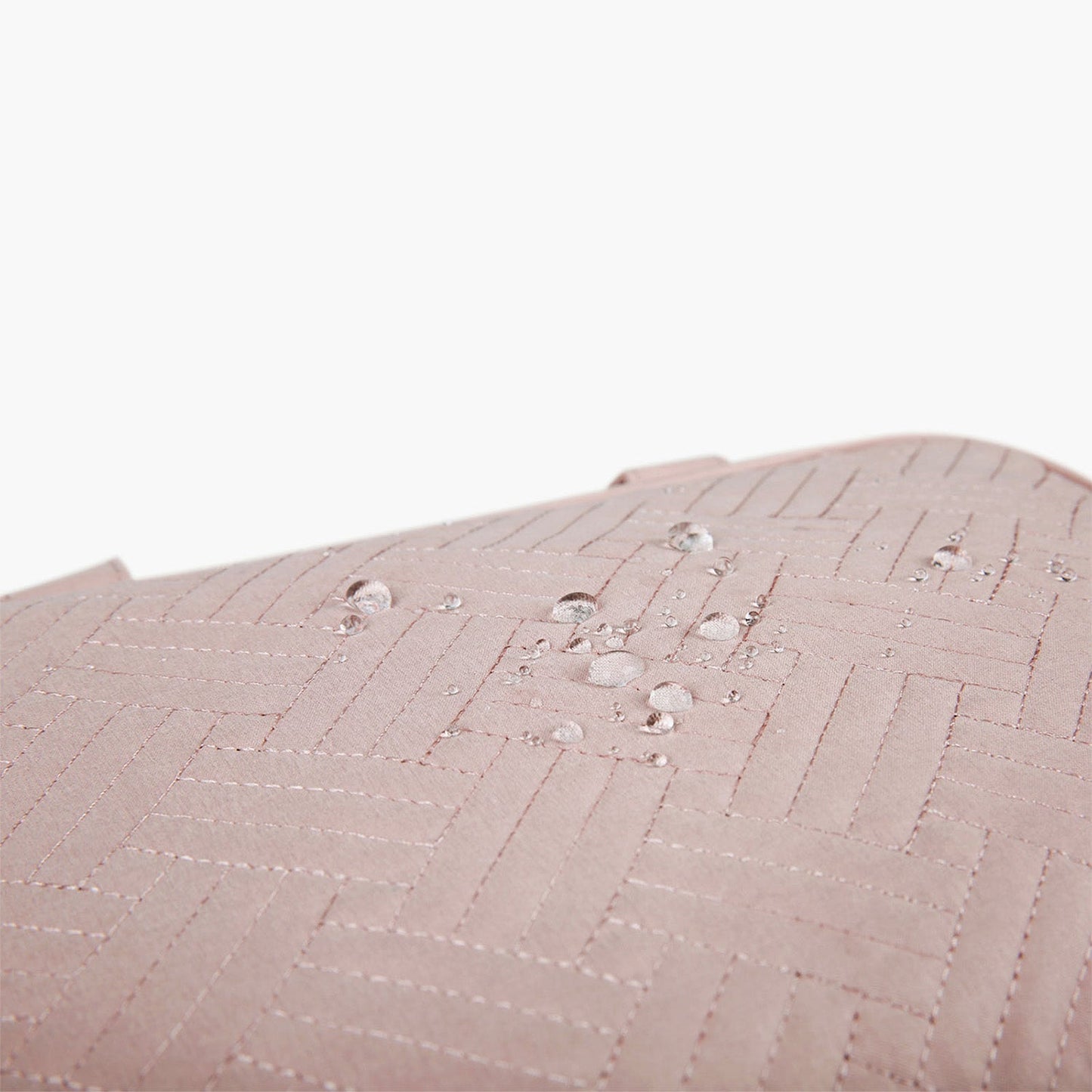 PrestiPack | Intelligent ontwerp scheidt en beveiligt je essentials