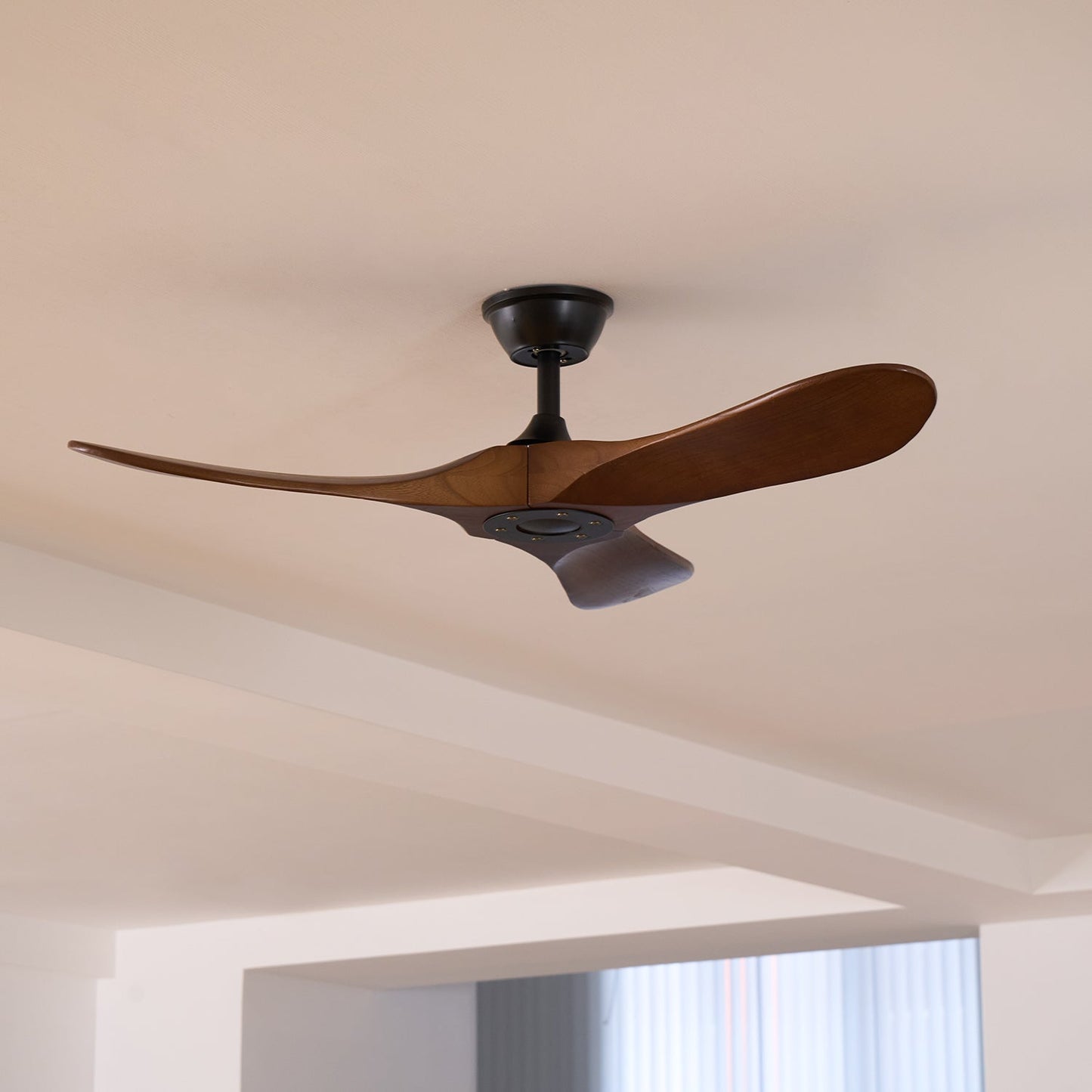 Clivara - Plafondventilator met Afstandsbediening Stil Moderne Ontwerp