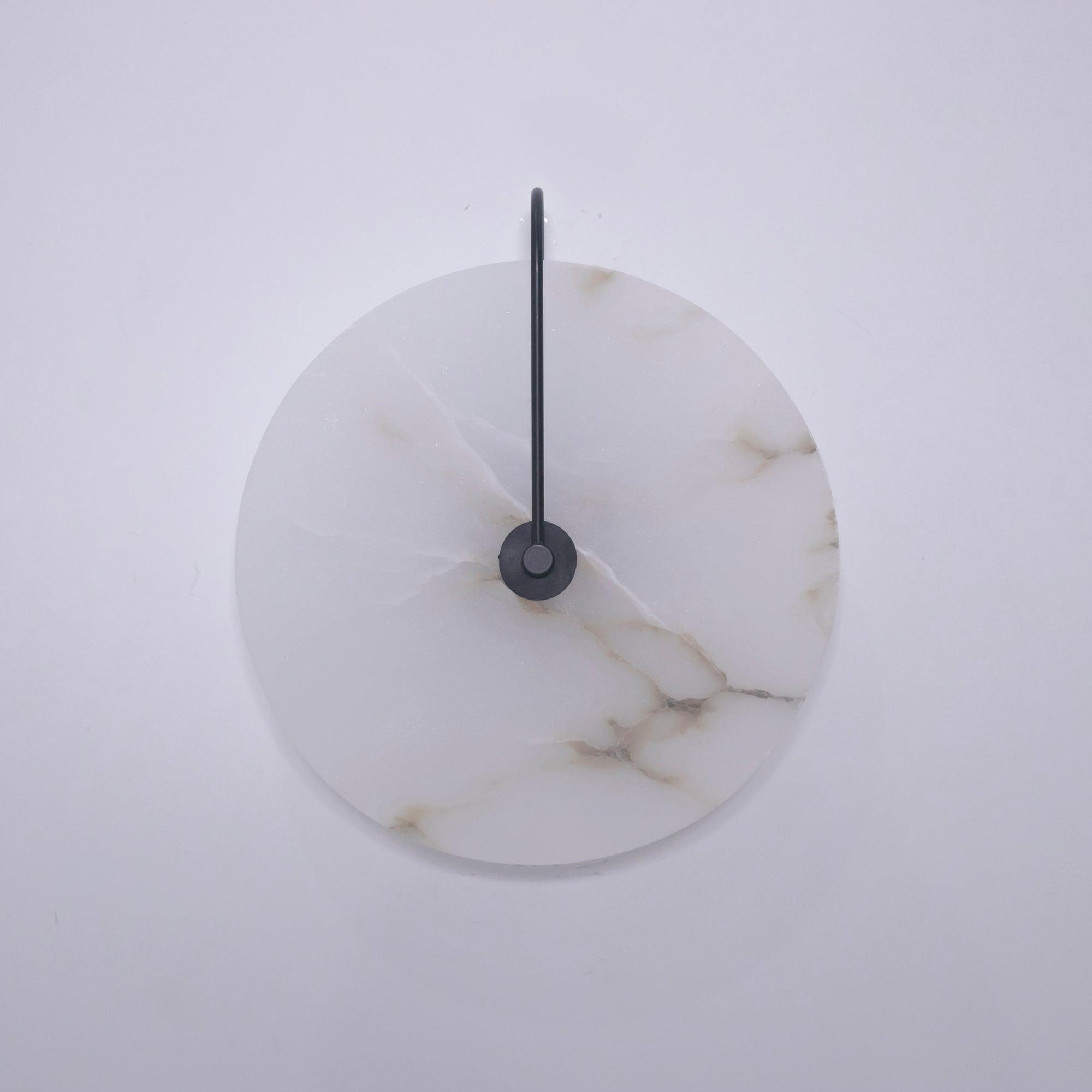 Elaris Wandlamp Globe in Alabaster