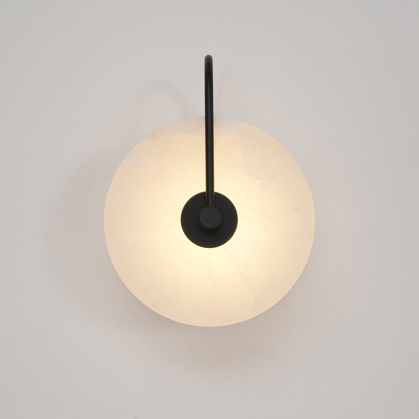 Elaris Wandlamp Globe in Alabaster