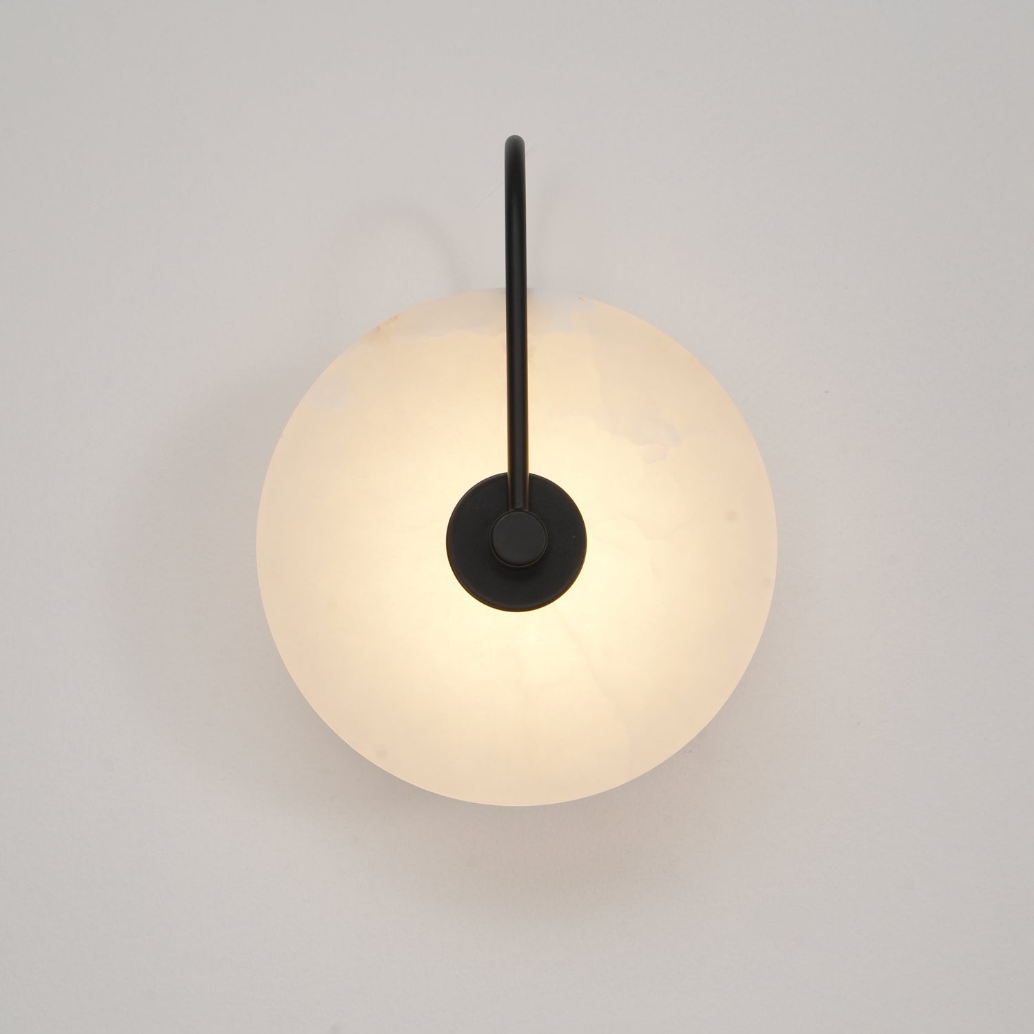 Elaris Wandlamp Globe in Alabaster
